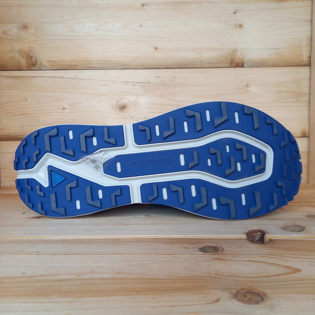 Brooks Caldera 5 M