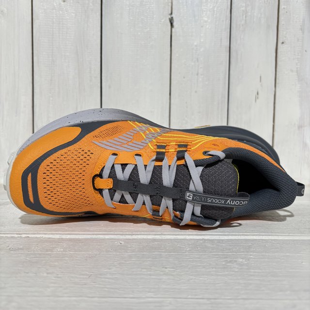 Saucony Xodus Ultra 4 M